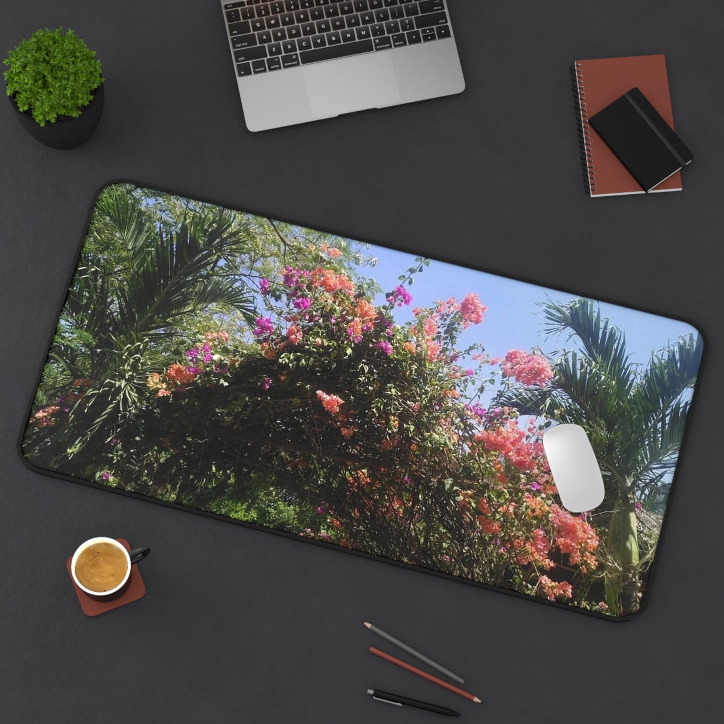 Desk Mat Flores